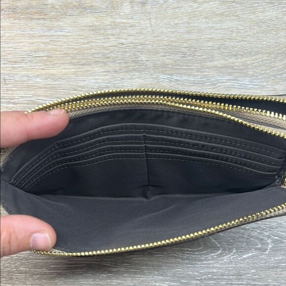Coach pale gold Leather large Wristlet Clutch - Picture 12 of 13